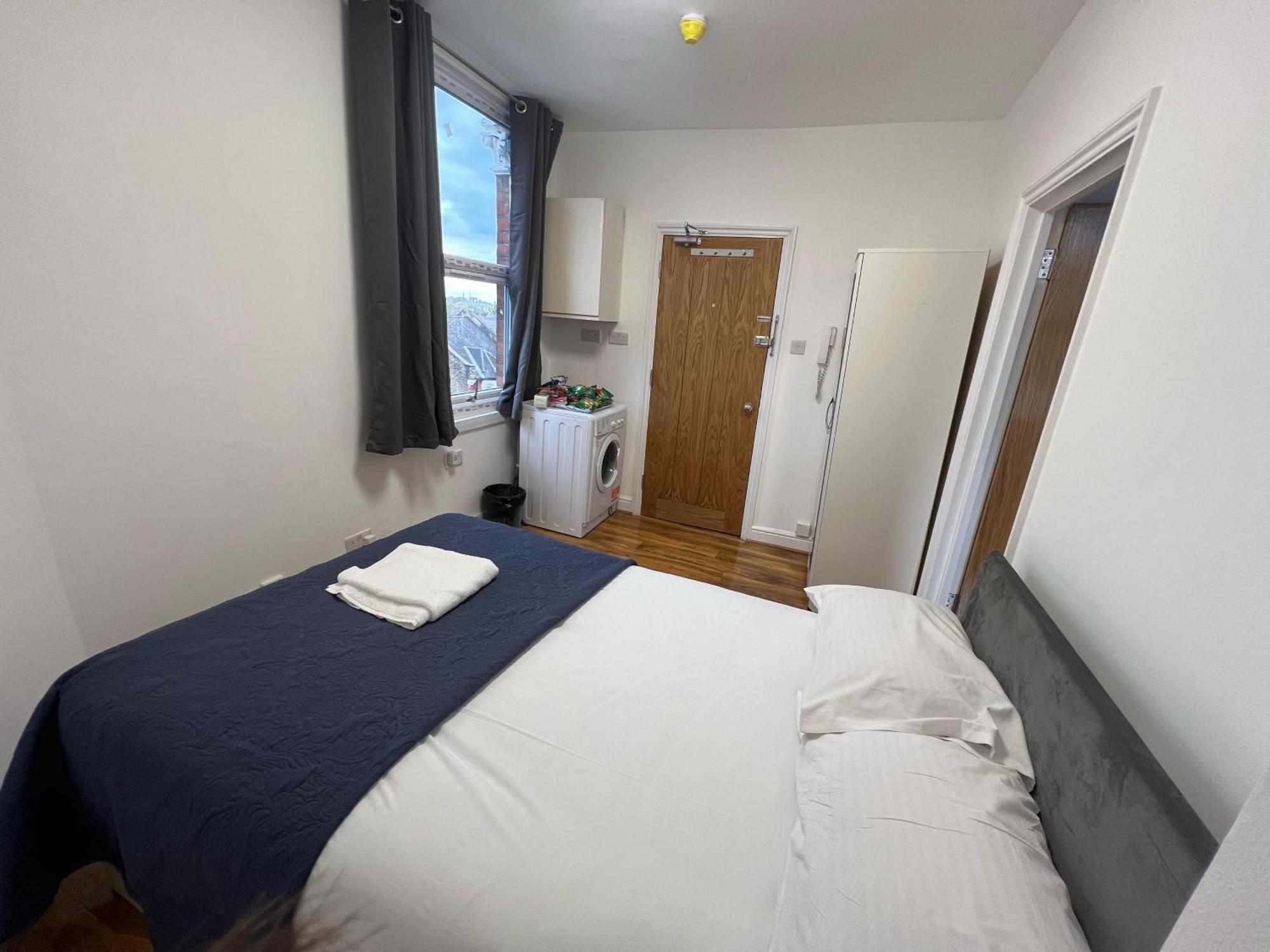 World Hotel 런던 외부 사진